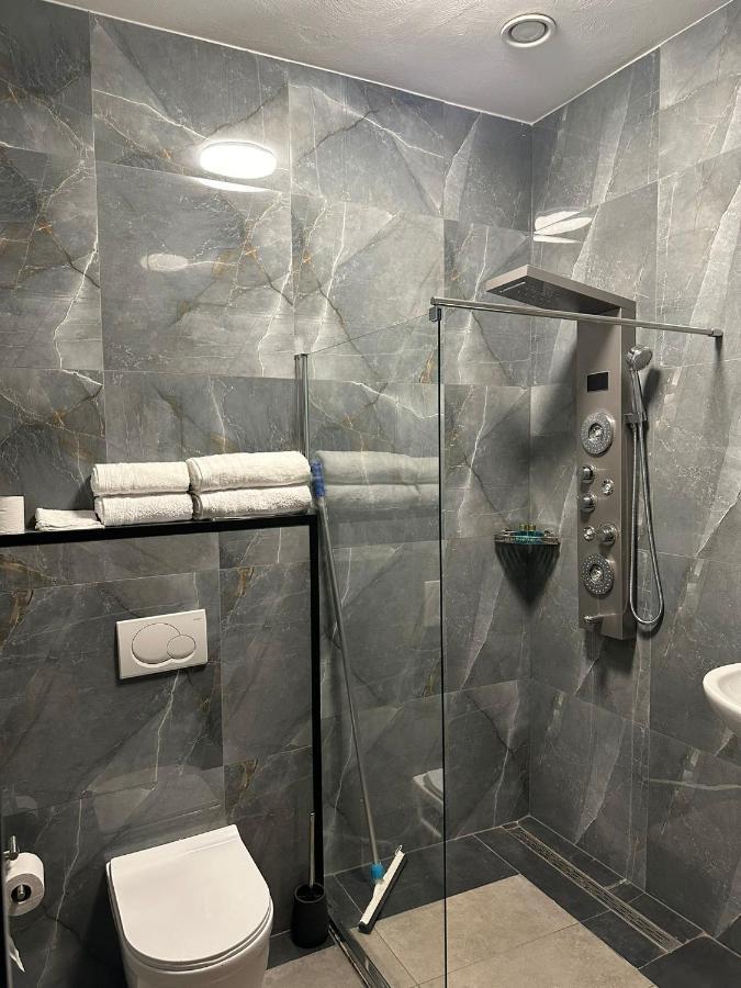 B&B Santorini Maasbree Bagian luar foto